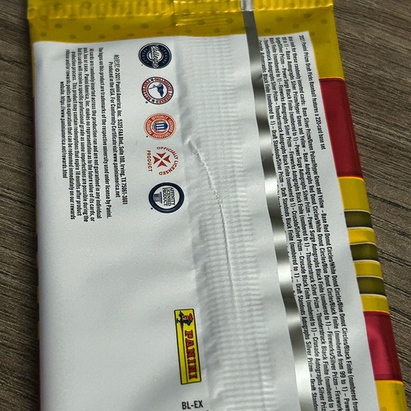 2021 Panini Prizm Baseball pack - Picture 2 of 2